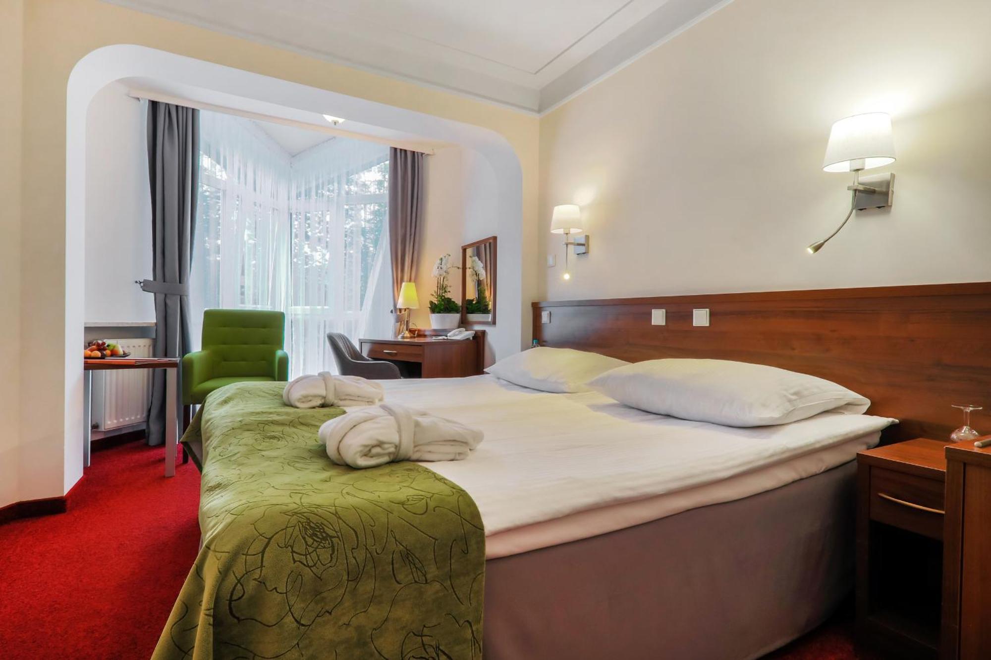 Papuga Park Hotel Wellness Marrakesz & Spa Бельско-Бяла Экстерьер фото