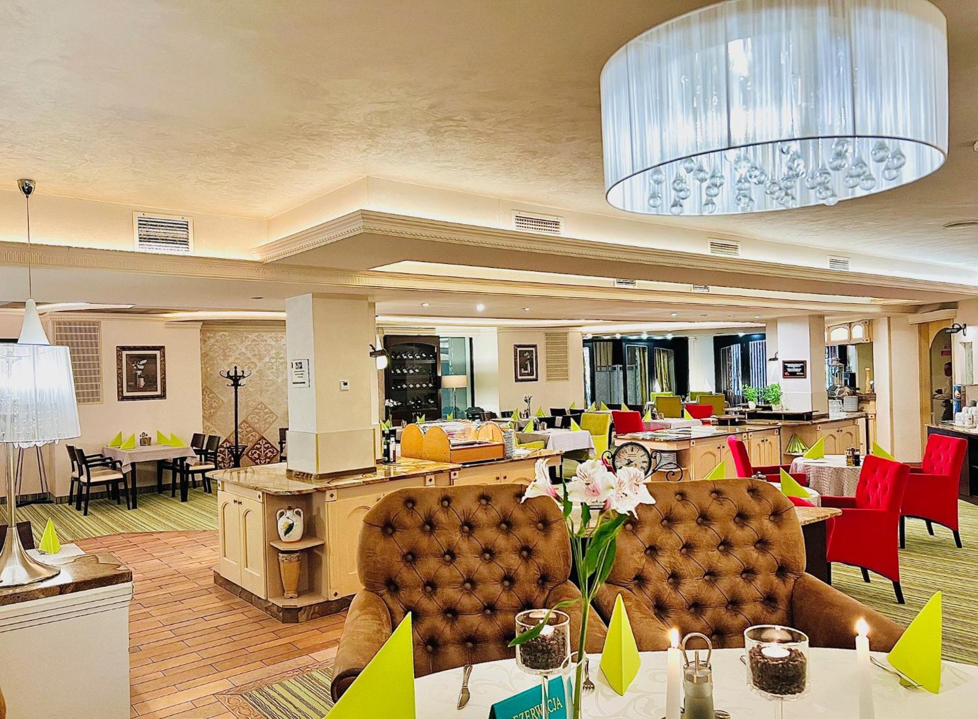 Papuga Park Hotel Wellness Marrakesz & Spa Бельско-Бяла Экстерьер фото