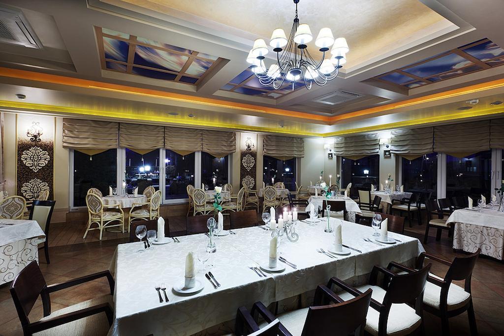 Papuga Park Hotel Wellness Marrakesz & Spa Бельско-Бяла Экстерьер фото